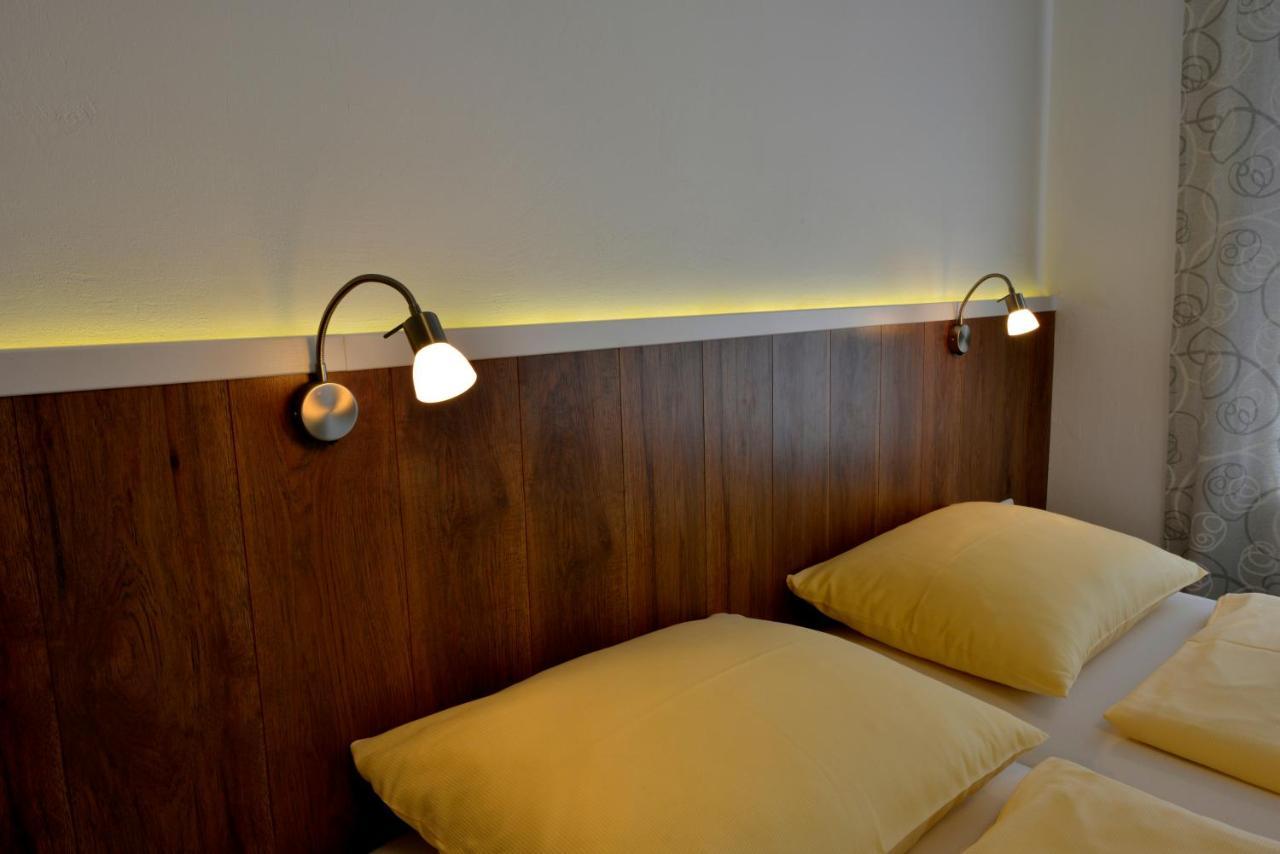 Pension Gambrinus Passau Exterior foto