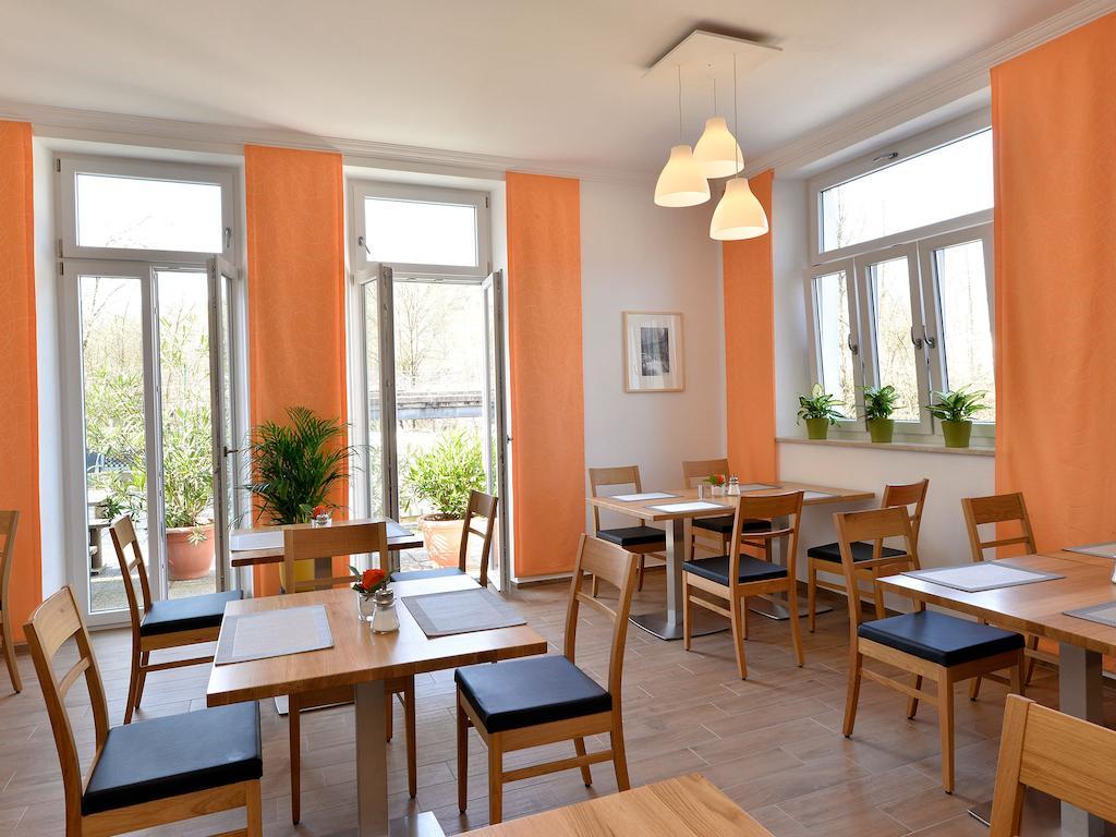 Pension Gambrinus Passau Exterior foto